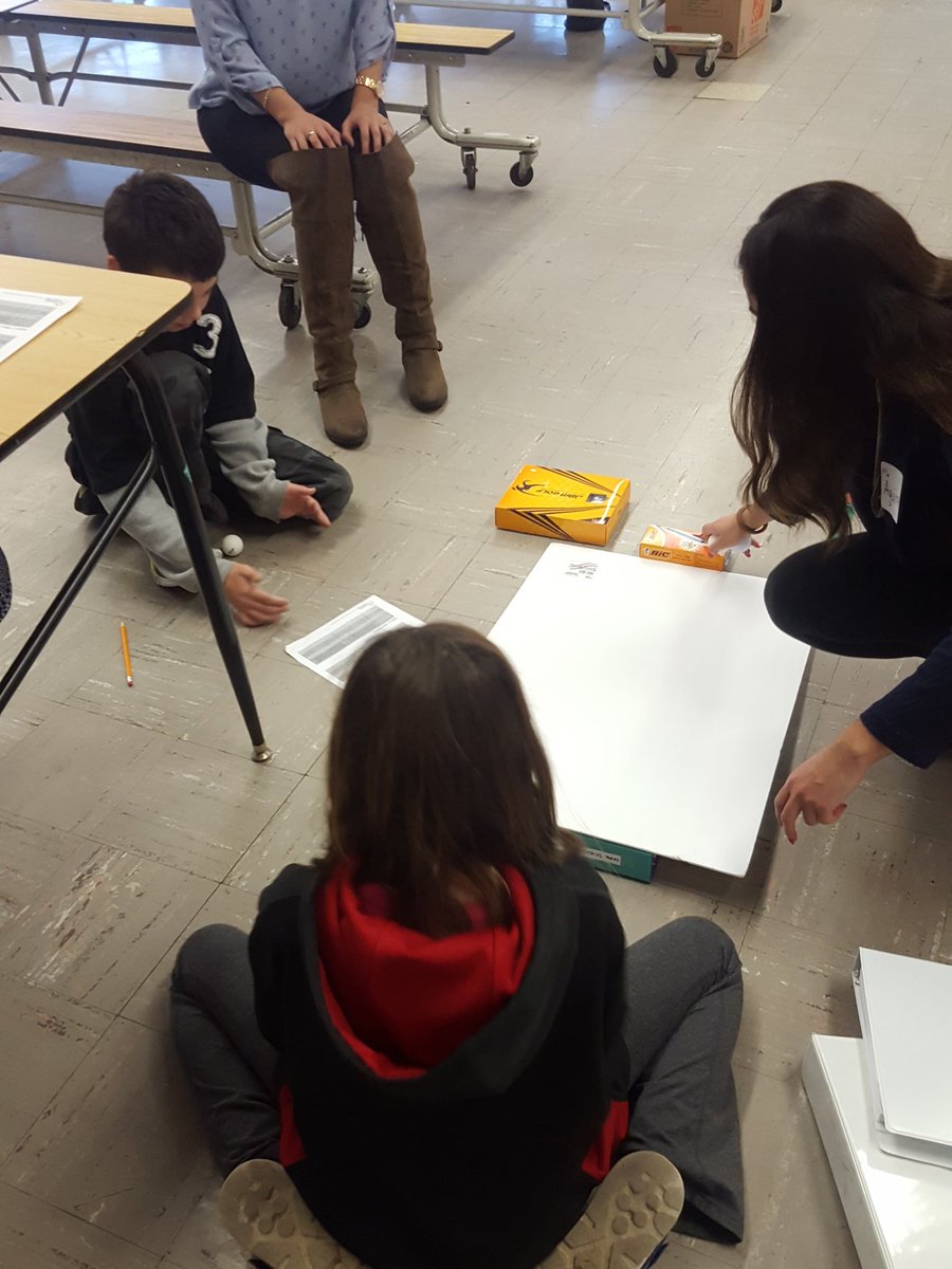 MrRodGarcia's tweet image. Love seeing our #mpusd students engage in science afterschool! #STEMCollaborative #CommunityBuilding