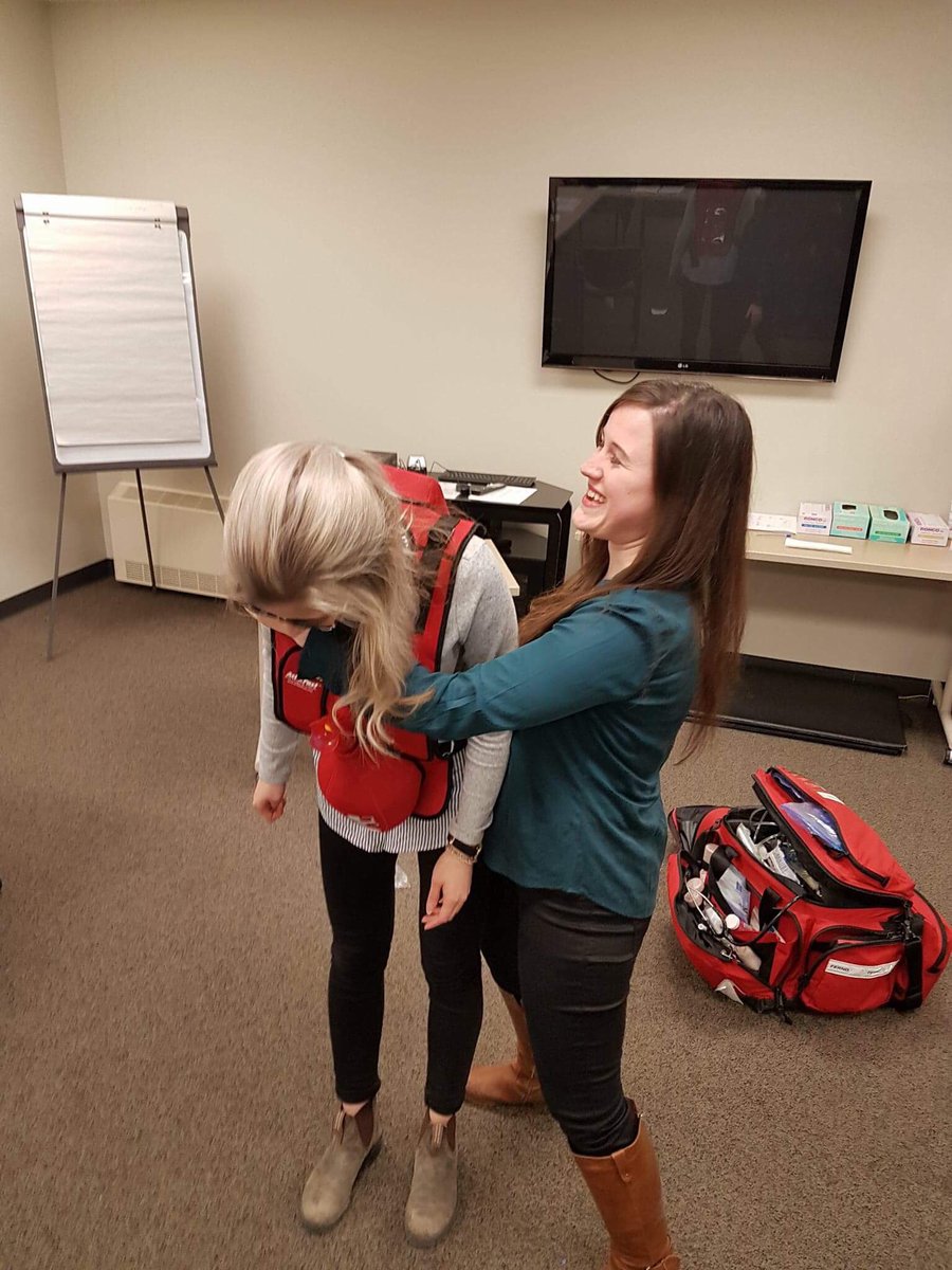 SJA_321's tweet photo. Our members are constantly training to be able to provide the best possible care in an emergency situation. This week, our members got the opportunity to work on managing a patient with a foreign body airway obstruction! #firstaid #readytorespond https://t.co/JBa4N7glOY