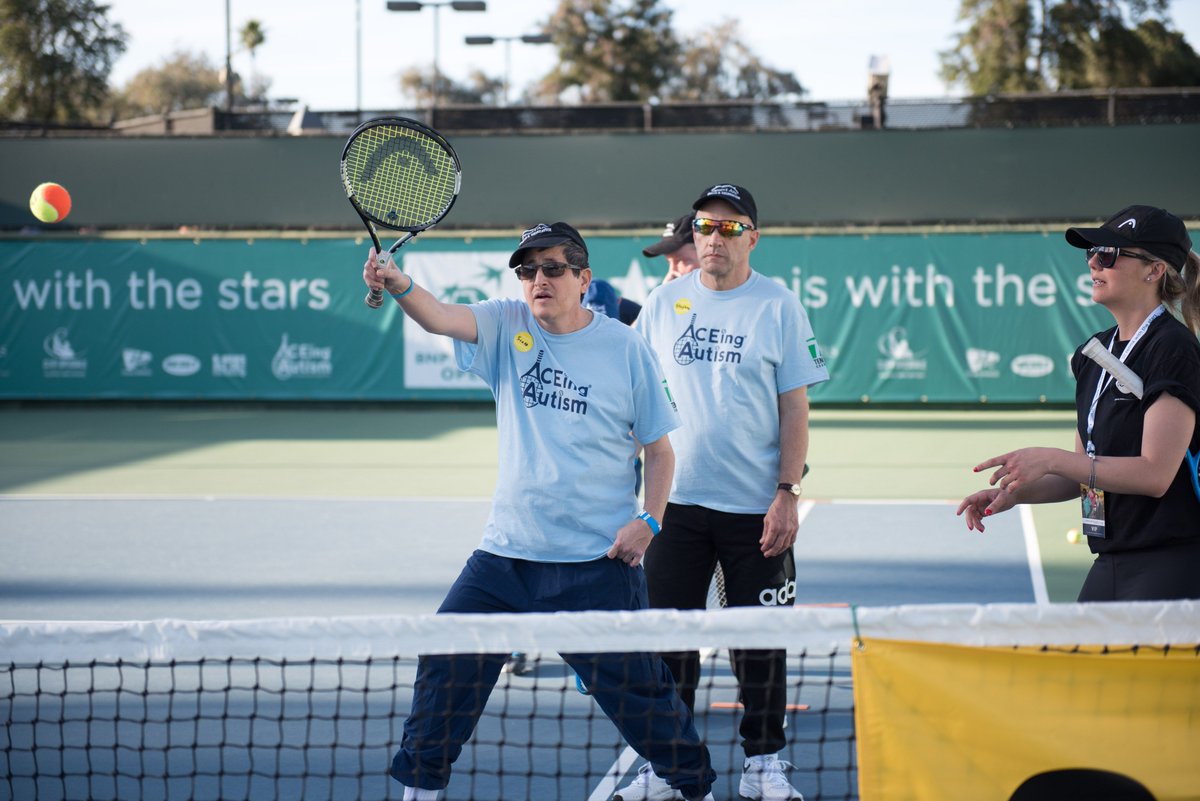 ACEingAutism's tweet photo. It was great to have the @DesertArc athletes join us at #tenniswiththestars for our annual @aceingautism clinic with @BNPPARIBASOPEN @cdrysdaletennis @OmniRanchoLP - We had so much fun! π #ACEingAutism #DesertArc πΈ @alexhuggan #BNPPO18 #Tennis https://t.co/RZuFmCQo80