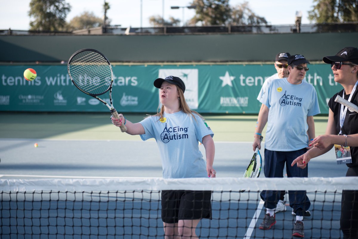 ACEingAutism's tweet photo. It was great to have the @DesertArc athletes join us at #tenniswiththestars for our annual @aceingautism clinic with @BNPPARIBASOPEN @cdrysdaletennis @OmniRanchoLP - We had so much fun! π #ACEingAutism #DesertArc πΈ @alexhuggan #BNPPO18 #Tennis https://t.co/RZuFmCQo80