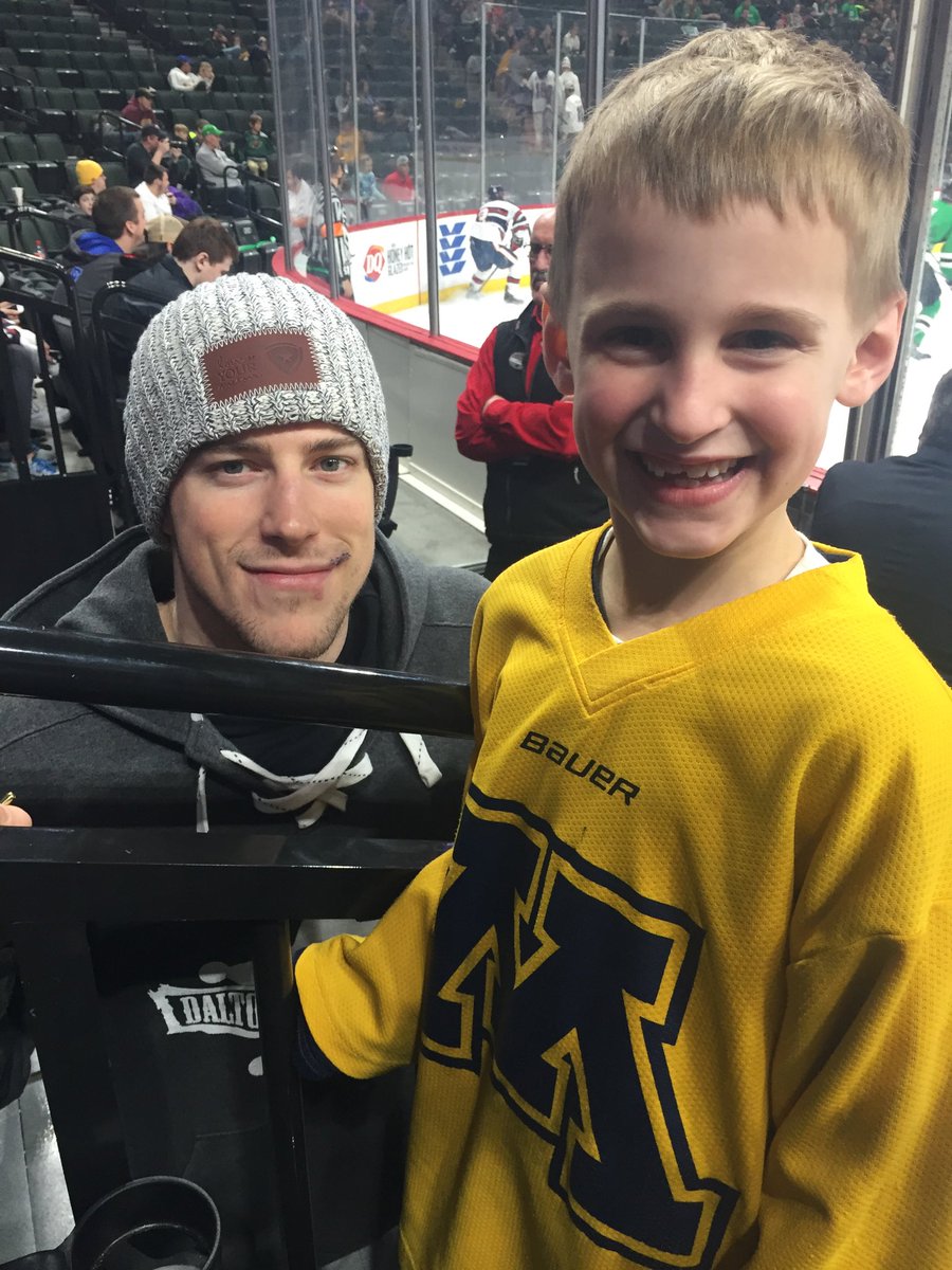 Marsh1515's tweet photo. Thanks @CharlieCoyle_3 for hanging around and taking selfies and signing autographs for the line of kids that kept showing up at the #Tourney18 1st session games. What a guy! @mnwild @tourney_18 https://t.co/Kq3vLvvscA