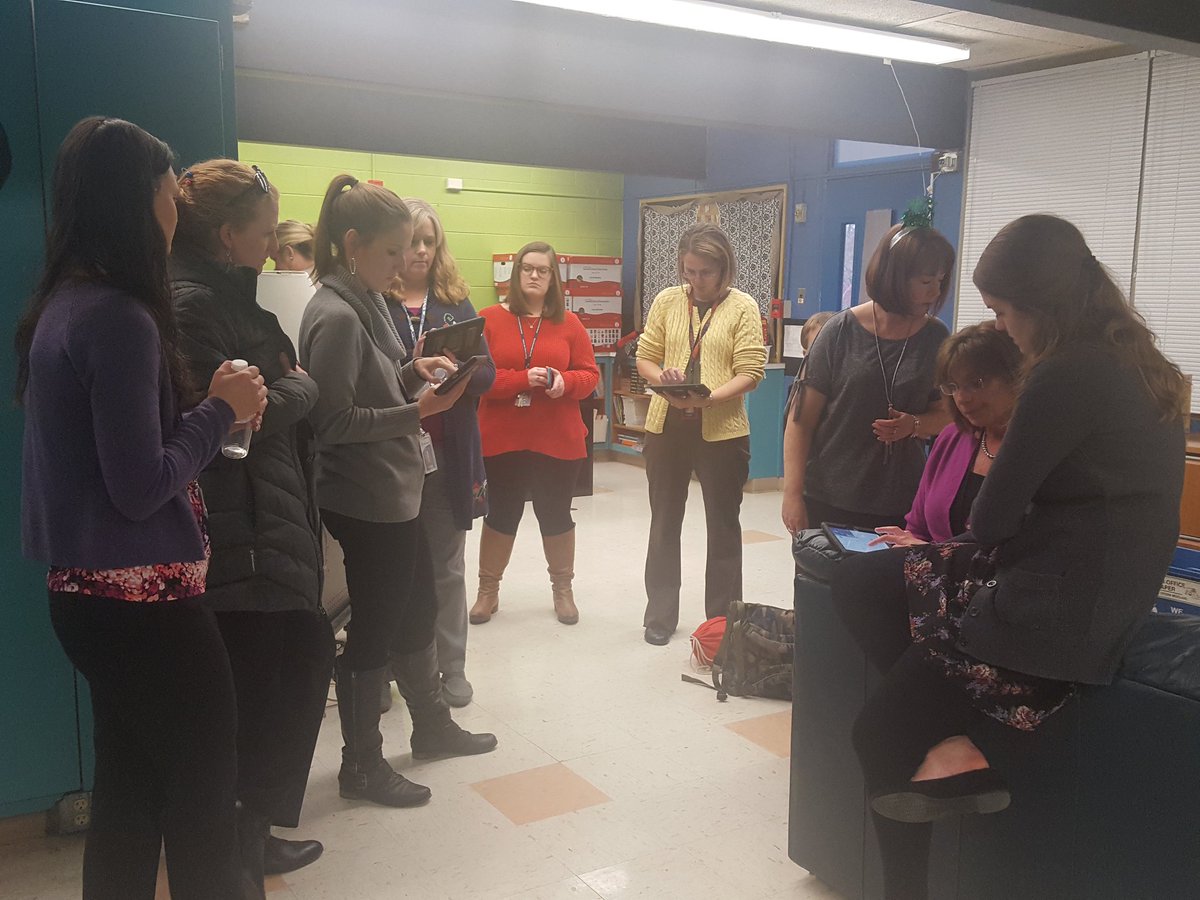 Yesterday at JGES's Pot of Gold teachers shared their "golden" technology integration ideas with one another #jgeslearns