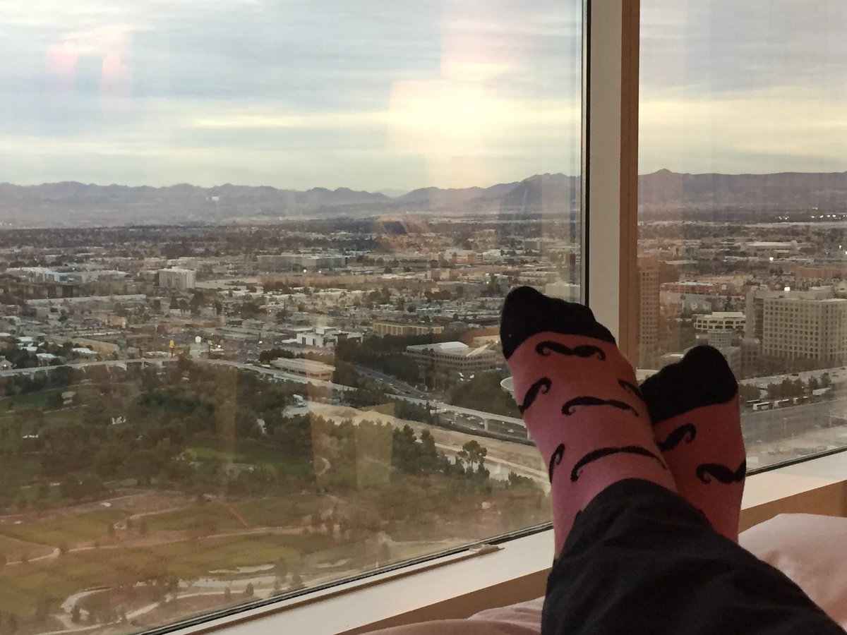 Looking back on another fruitful day at #HIMSS18 #HIMSSDutch #vegas #wynn #38thfloor #pinksocks