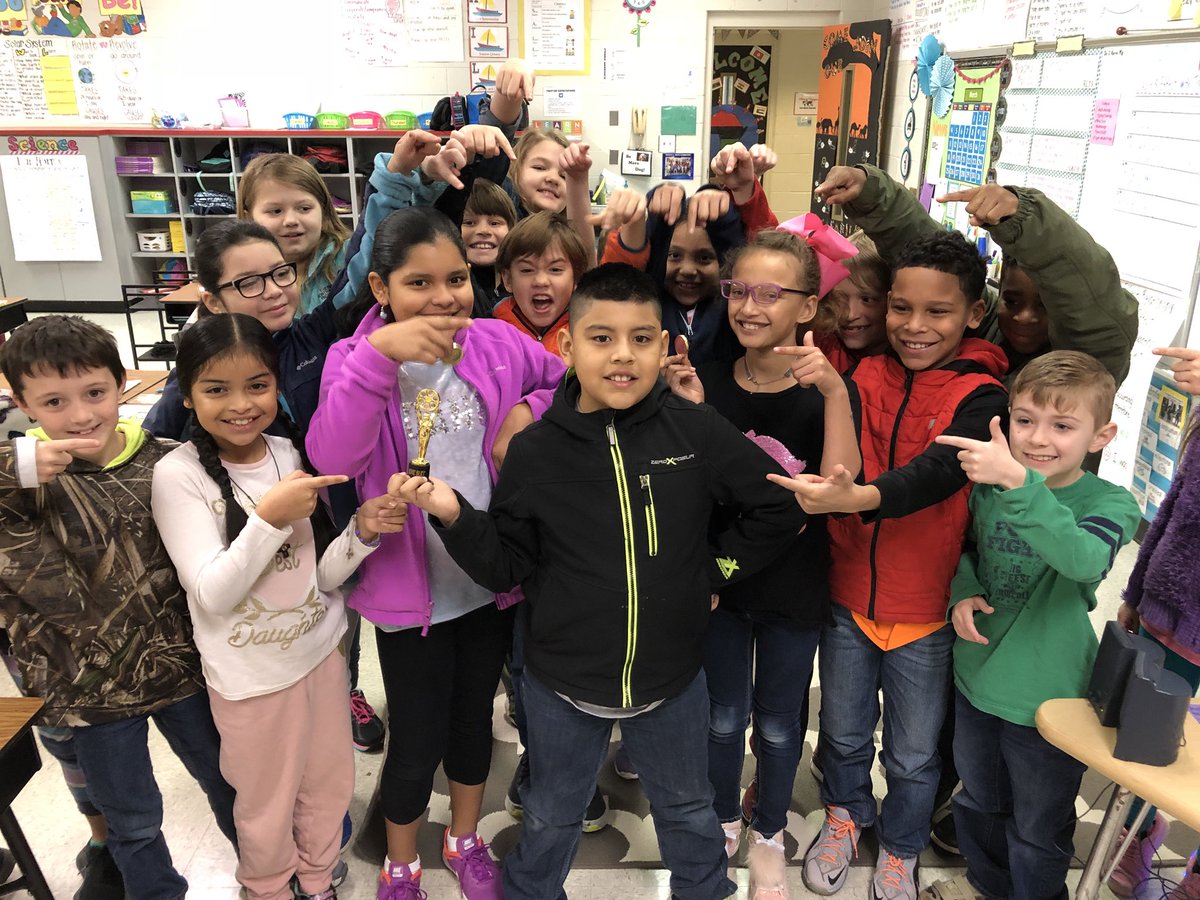 MA_PearDeck's tweet photo. See that student in the middle: He was the star of our class today! We presented him with a trophy for his performance in the talent show last night! #BuildingRelationships #PromotingStudents https://t.co/8R3SPk0xRs