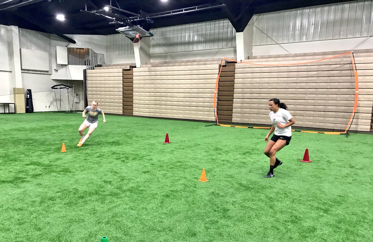2 of #BGSUSoccer bests working on Spring Break! Movement Skill COD should be rooted in baseline essentials. It leads autonomous efficiency #BeGreatNOW