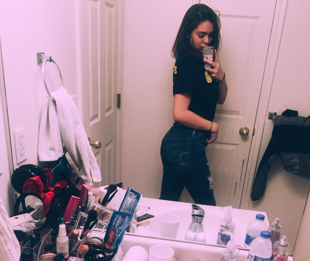 patricia_ala722's tweet photo. Been going to the gym and I haven’t felt this confident or happy in a long time❤️ S/O to my motivator/trainor/boyfriend 💓😘 https://t.co/MS60fXK4eE