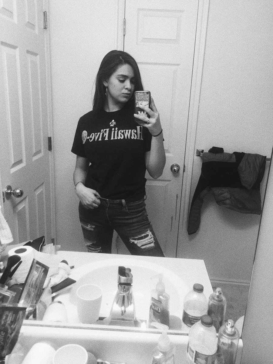 patricia_ala722's tweet photo. Been going to the gym and I haven’t felt this confident or happy in a long time❤️ S/O to my motivator/trainor/boyfriend 💓😘 https://t.co/MS60fXK4eE