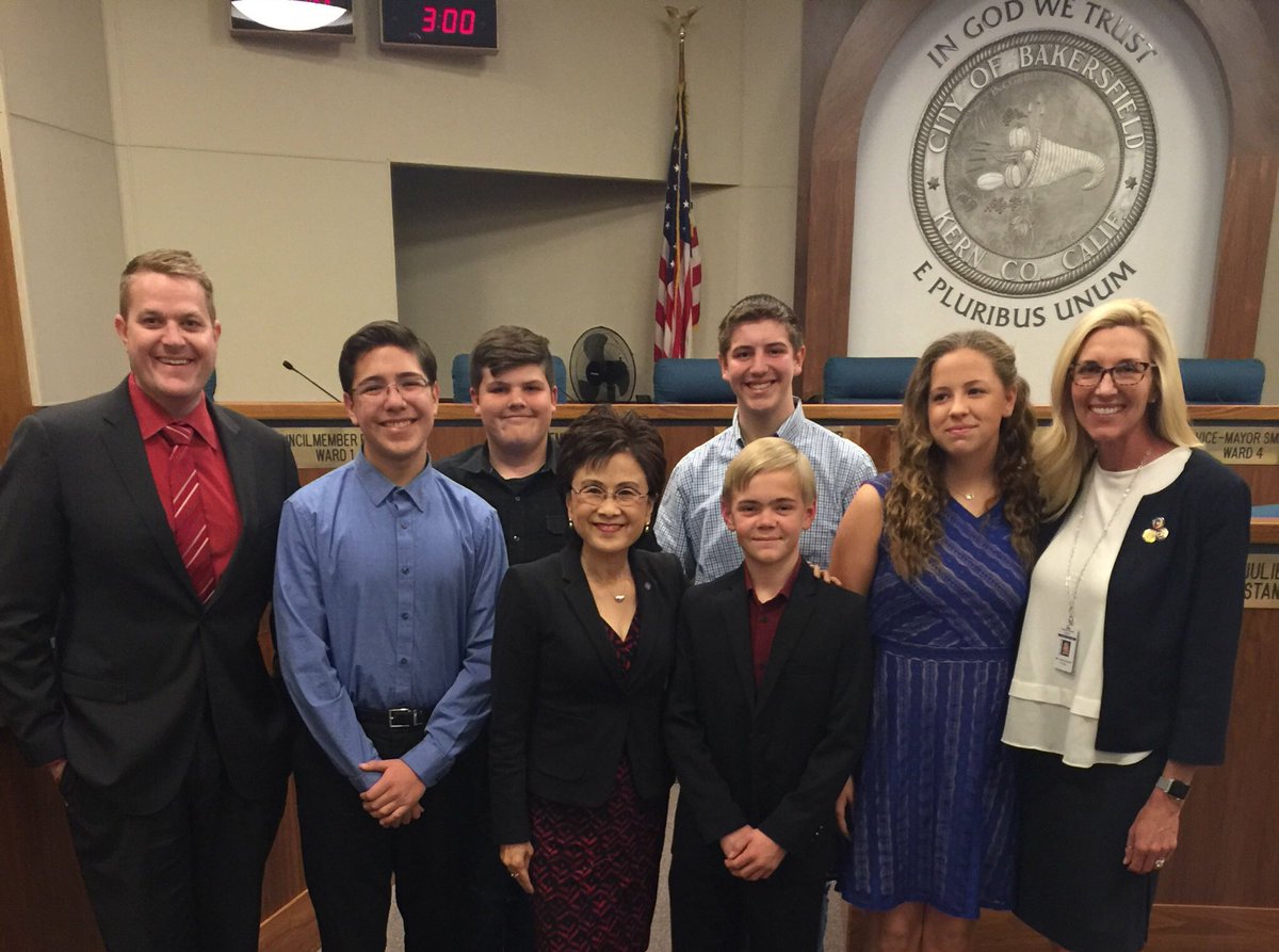 Leslie Garrison tweet media