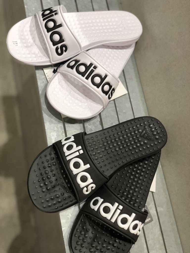MUDILAF_JP's tweet photo. 《ＮＥＷ ＡＲＲＩＶＡＬ》

ａｄｉｄａｓｓｅｌｅｃｔｉｔｅｍ🎱⌚️🖤

▪︎ADILETTE CF LOGO ¥3990+tax
(23.5/24.5)
▪︎CARODAS W ¥2600+tax
(23.5/24.5) WHT/BLK

#MUDILAF #SELECT #ADIDAS #NEWARRIVAL https://t.co/1WGzZqct7X