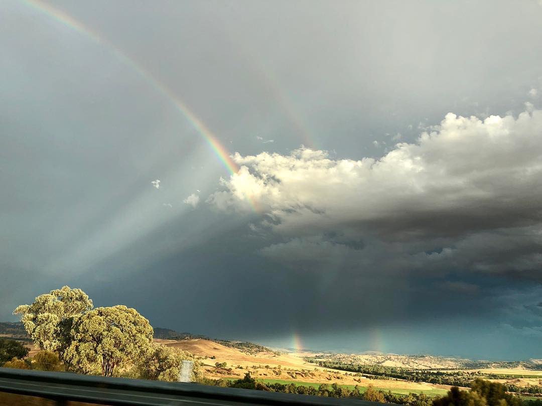 HilltopsRegion's tweet photo. 4 of our favourite #HilltopsRegion Instagrams
* Follow https://t.co/nVYxpqqd5Y
* Like your favourite images 
* Share your #HilltopsRegion adventures 
* Don't forget to add your location #NewSouthWales #VisitCanberra #CBRregion https://t.co/FehtDPqzyK