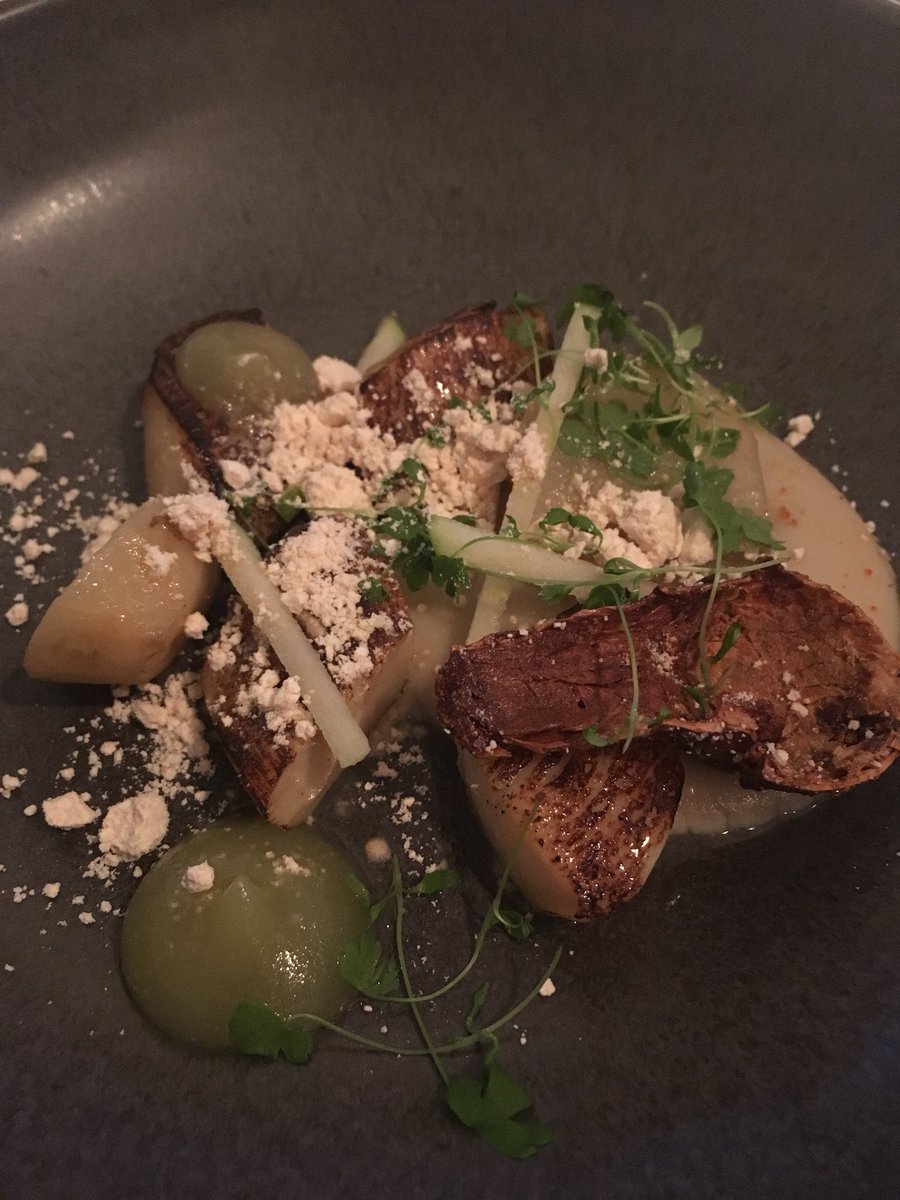 thenowastechef's tweet image. Thanks @yidd77 Niall o Sullivan @BangRestaurant1 for a great meal last now night, some really interesting flavors and texture show casing Irish ingredients. #irishfood #irishchef #dublin #finedining #modernirishfood