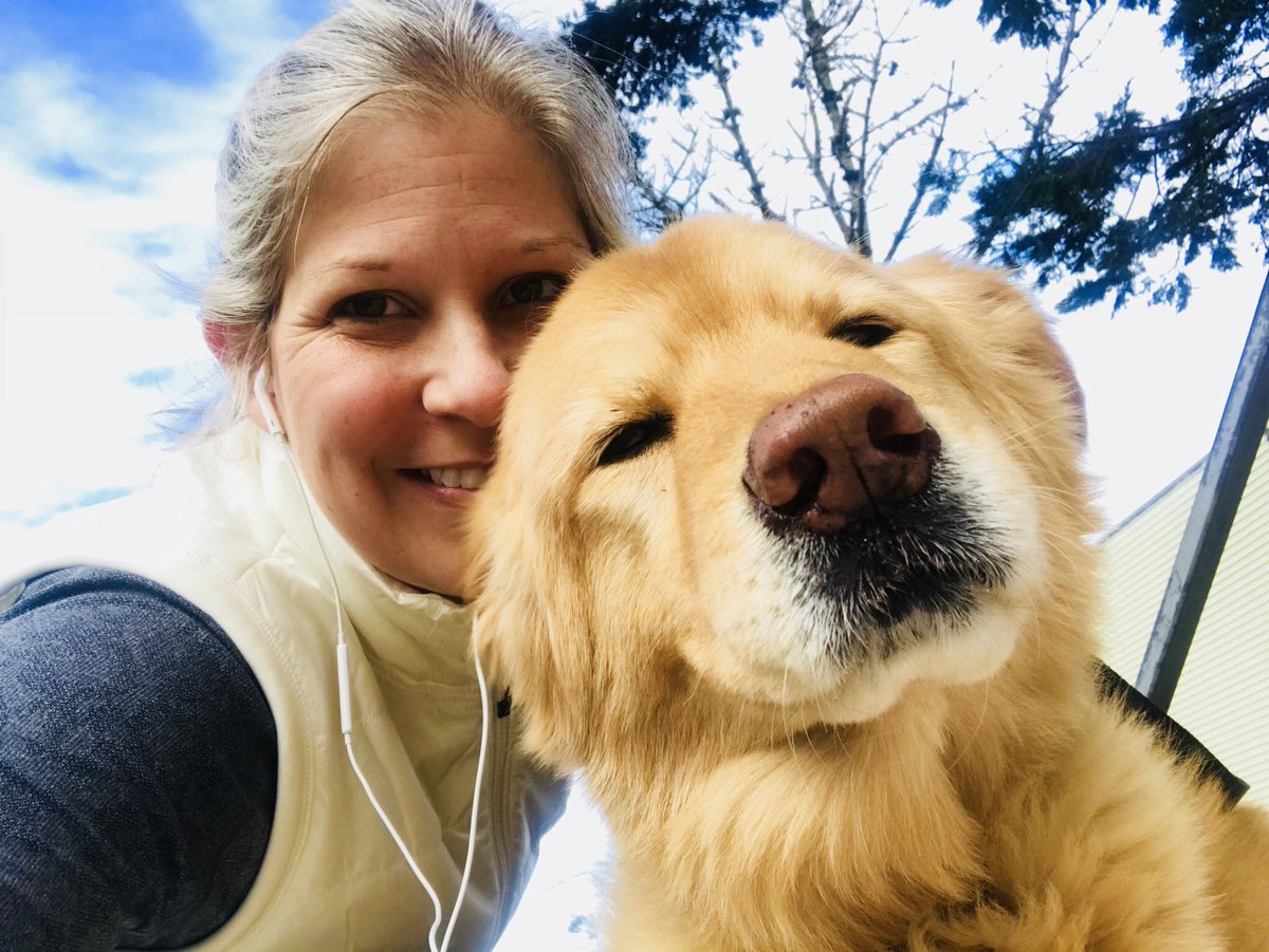 She’s having fun, I swear. #workoutbuddy