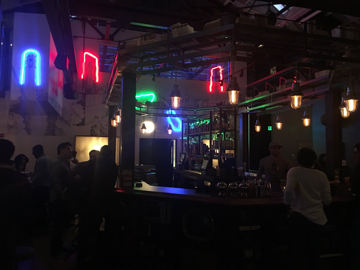 vrara_sf's tweet photo. Awesome turnout at Coin-op tonight by members and friends with our special guest @tomemrich #coinopgameroom #VRARA #gunter @readyplayerone and 80’s fab! @rikamarien @jeffmeador @porticostudios @KunzeFilms @mikeboland @amylameyer @TalSchwartz @ASADigitalInc @AtheerAiR @OlmanEmily https://t.co/LRGzbI9009