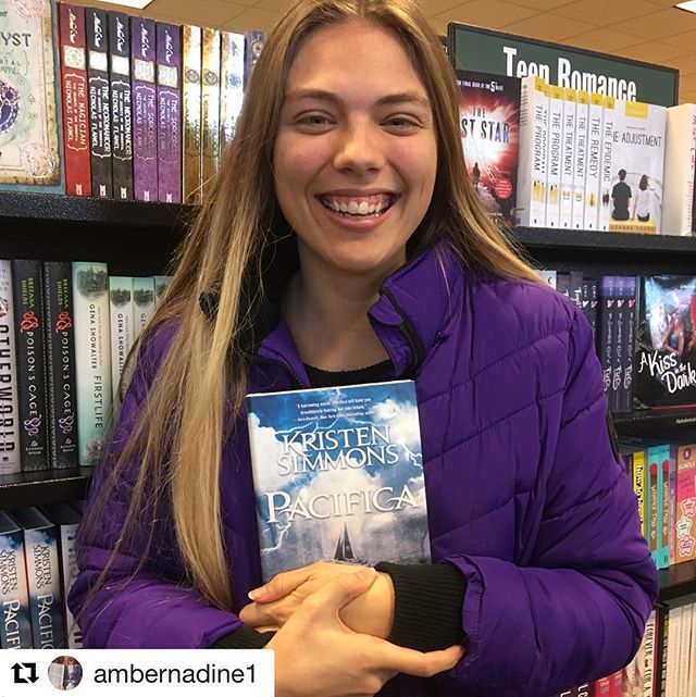 mysterydatebook's tweet photo. Have you read any of Kristen’s books? If so, which ones? #bookstagram #bookaholic #bookshelf #bookworm #bookish 
#Repost @ambernadine1 (@get_repost)
・・・
Ive been waiting for this day for the past year and a half!!! So glad to finally have my hands on… https://t.co/K4T1pY4lhB https://t.co/a5ESIcouZO