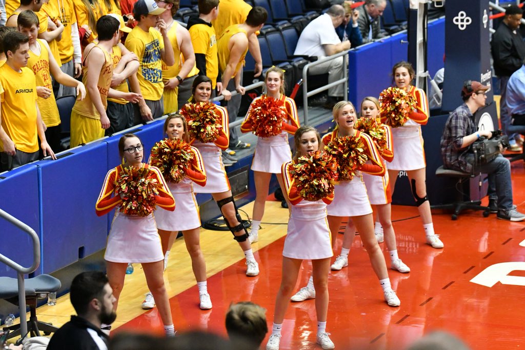 fenwicksports's tweet image. OHSAA Sectional Final Halftime Score: Fenwick and Dunbar tied at 18 @fenwicksports @TheFenwickFlock @gclcoedsports