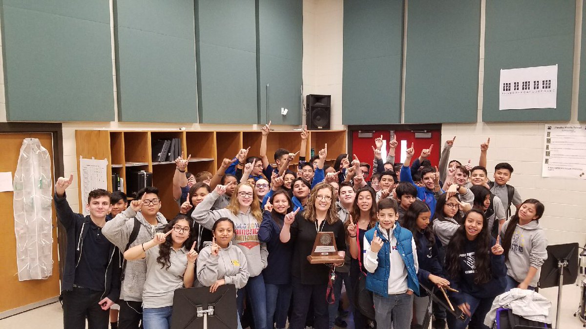 AkinsEagleBand's tweet photo. Congrats to the Paredes MS Bands on some great UIL performances! Non-Varsity brings home a 1 in Sightreading and Varsity earns a 1st Division Sweestakes award! #AISDProud @FineArtsAISD @ParedesMs @AkinsAISD #AEBFuture https://t.co/89ZQA5gaYp