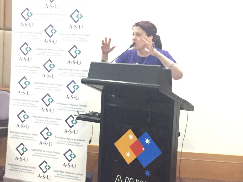 VivaVida24's tweet photo. Lisa Heap tells us that Pay Equity Audits are not rockets science we can all do it? #WRAW2018 #asuvictas #IWD2018 https://t.co/r6FtfxcJhI