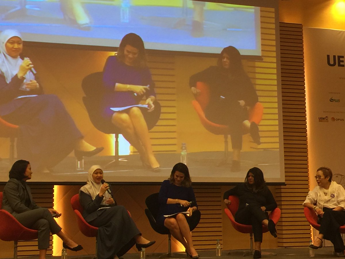 Sarah Lee tweet media