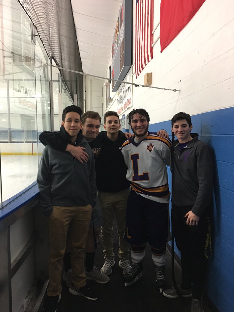 Macdaddy338's tweet photo. Happy birthday bro you're a real homie for life💯💯💯 https://t.co/BBrPydoGFP