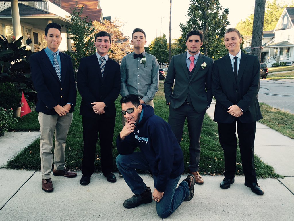 Macdaddy338's tweet photo. Happy birthday bro you're a real homie for life💯💯💯 https://t.co/BBrPydoGFP
