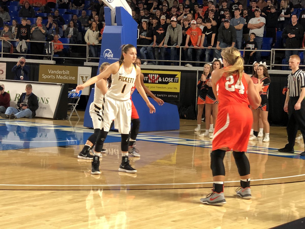 KrisFreemanPA's tweet photo. Fans from all schools were amazing today but holy cow @gfield_pep was loud and insane. Big props to the students @tssaa from Greenfield. When you can’t hear yourself announce it’s always loud! https://t.co/JCZIEOjXBi