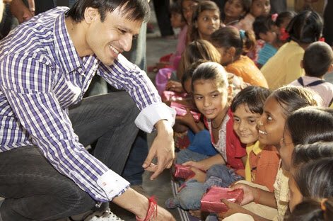 vivekoberoi's tweet photo. Dedicated to my little warriors at Project Devi, who have fought the battle against child prostitution, sexual &amp; physical abuse and are now being empowered through education to build their own destinies. Thanks to all our donors for helping us celebrate their spirit! #WomensDay https://t.co/TD7Ulfe4Of