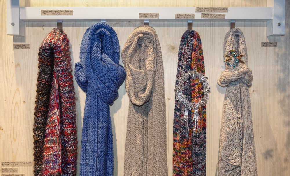 ScrapbookUpdate's tweet image. Creativeworld 2018 Trend Show Tour, Part 3: The Gardener scrapbookupdate.com/2018/03/07/cre…