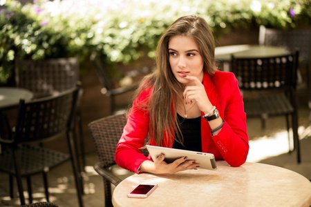 carlmaynes_80's tweet image. #HowDoesAugmentedRealityWork, #ArTestWebsite Alibaba SVOD picks up toons from MIAM! animation goo.gl/cNzU3V