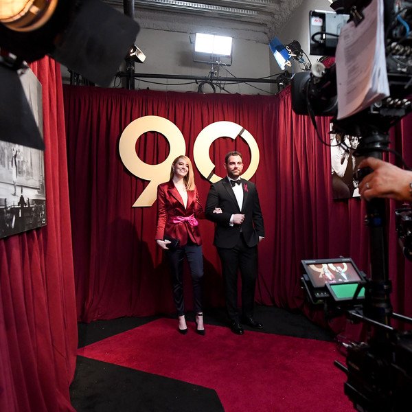 March 4 - Emma Stone 90th Annual Academy Awards  -Backstage emmastonedailyfans.blogspot.pe/2018/03/emma-s…