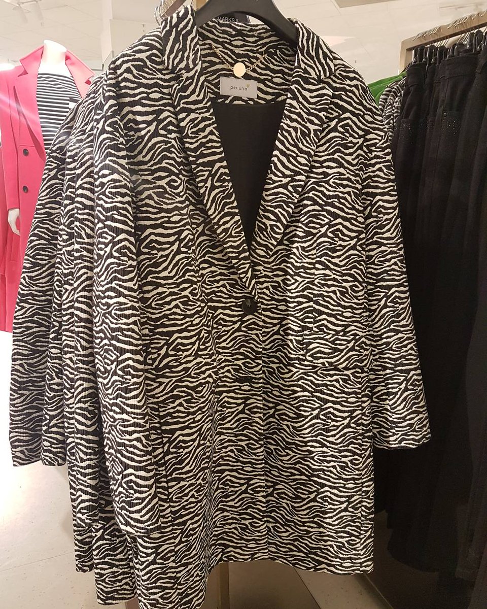 bettyflorence23's tweet photo. @ehlersdanlosuk your #officialzebraspotter has found more items. Price range from £17.50 to £89 @marksandspencer perfect for a party or just showing off your stripes #zebrafashion #zebrawear #EhlersDanlosSyndrome #ehlersdanloszebra #earntmystripes you found anything @ACZglinska ? https://t.co/O40UAjQU1E