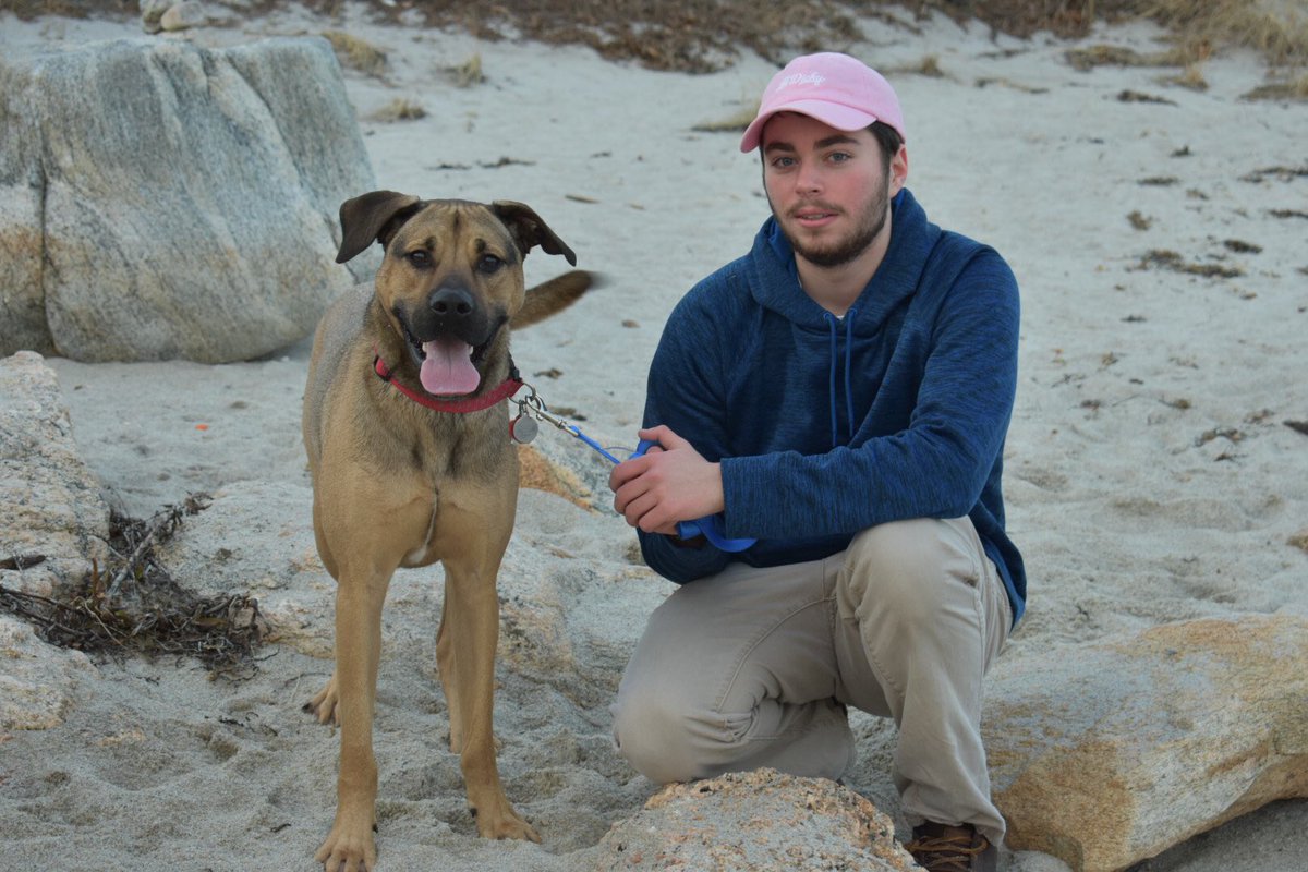flewis082's tweet photo. #MenFromThe860 #AndHisDog #AndAdam https://t.co/IIgU8vNfDV