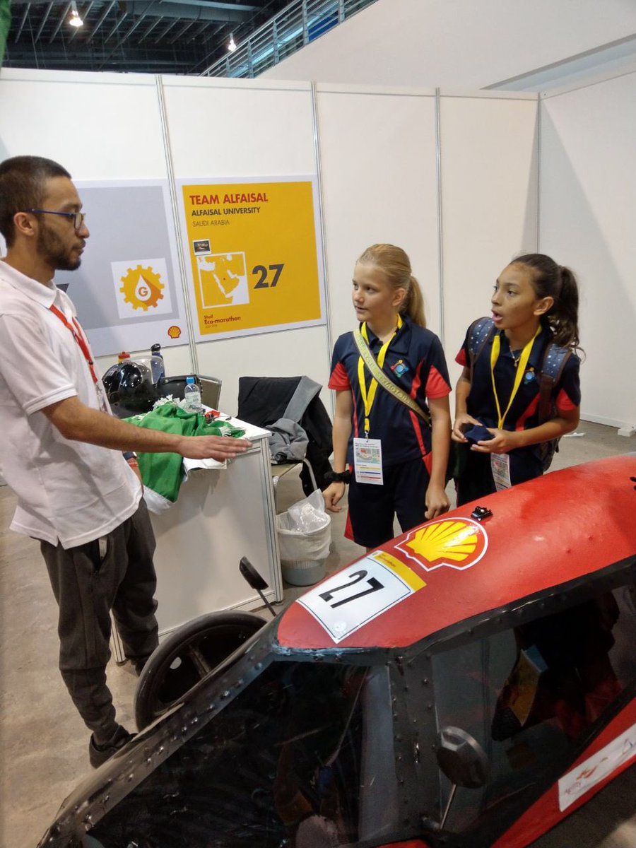G5_2GWA's tweet photo. G5 students interacting with Alfaisal university team from Saudi Arabia finding out more about their prototype car. @GEMS_Singapore @Shell_KSA @ShellMiddleEast @AlfaisalSEM #GEMSInspire https://t.co/UJusMG45Dp
