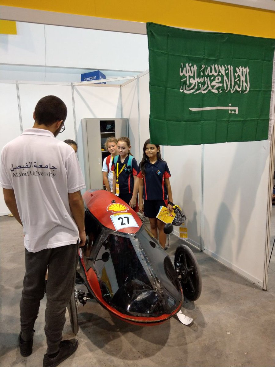 G5_2GWA's tweet photo. G5 students interacting with Alfaisal university team from Saudi Arabia finding out more about their prototype car. @GEMS_Singapore @Shell_KSA @ShellMiddleEast @AlfaisalSEM #GEMSInspire https://t.co/UJusMG45Dp