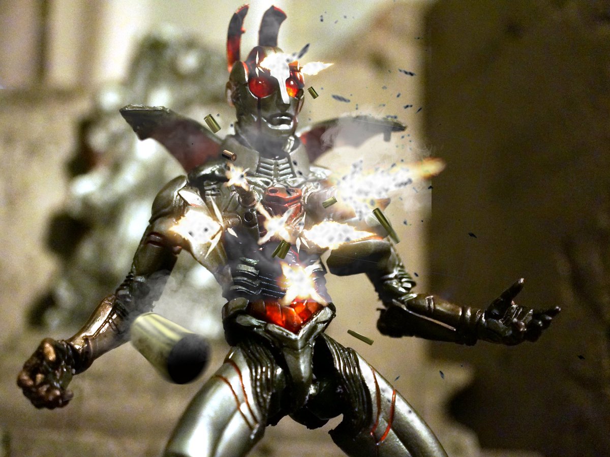 panda_action's tweet photo. Full burst mode!!! Fully articulated made posing much better!!😃😃 #ロボット刑事 #SIC改造 #SIC写真部 #robotdetective #robotk #tokusatsu https://t.co/1wyzv78yeE