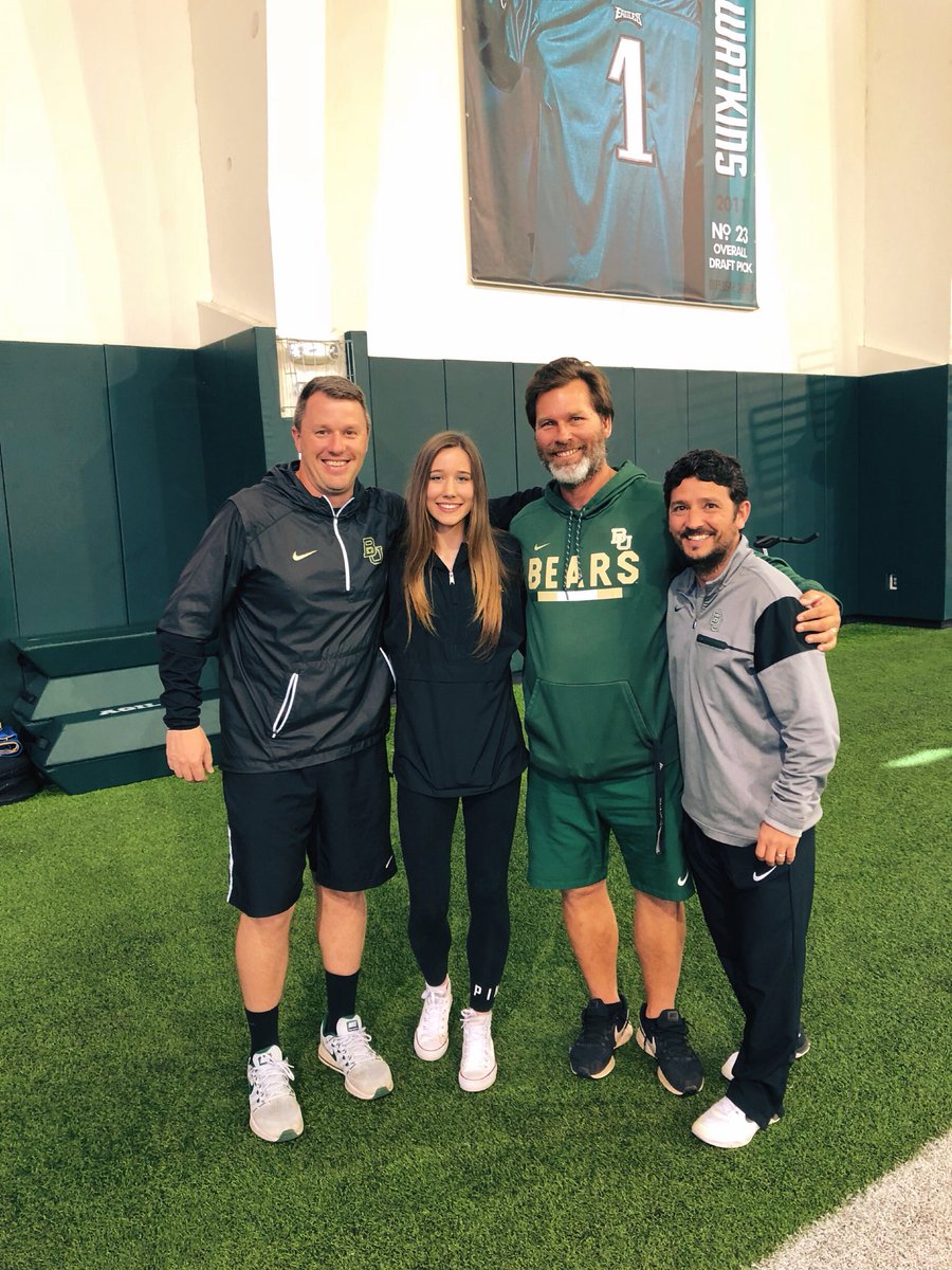 avacolberg's tweet photo. Last week I committed to play soccer at my dream school, @Baylor. Now it’s public on Top Drawer Soccer. I’m so excited and thankful and can’t wait to be a Baylor Bear! #sicem @coachjobson @tnukeep1 #CoachCodd

https://t.co/q1pJ2mnu1Z https://t.co/UHhbgn77Ku