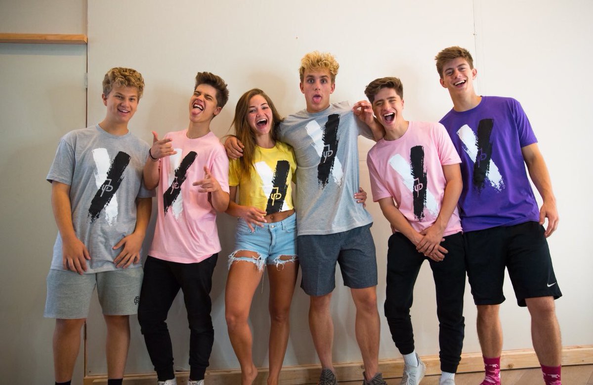 Lovelife team. X team. 10aeg фото группы. Tenteam. Группа пацаны.