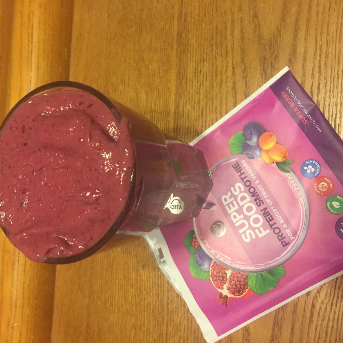 Jaimegraves18's tweet photo. I like that extra nutrition from @ollynutrition in my smoothie. Love enjoying delicious treats at home. Use code 'INFLUENSTER' to get 20% on https://t.co/tGmYIzLqbz #happyinsideout #ad #contest @ollynutrition @influenster https://t.co/FDyqbTrNOM