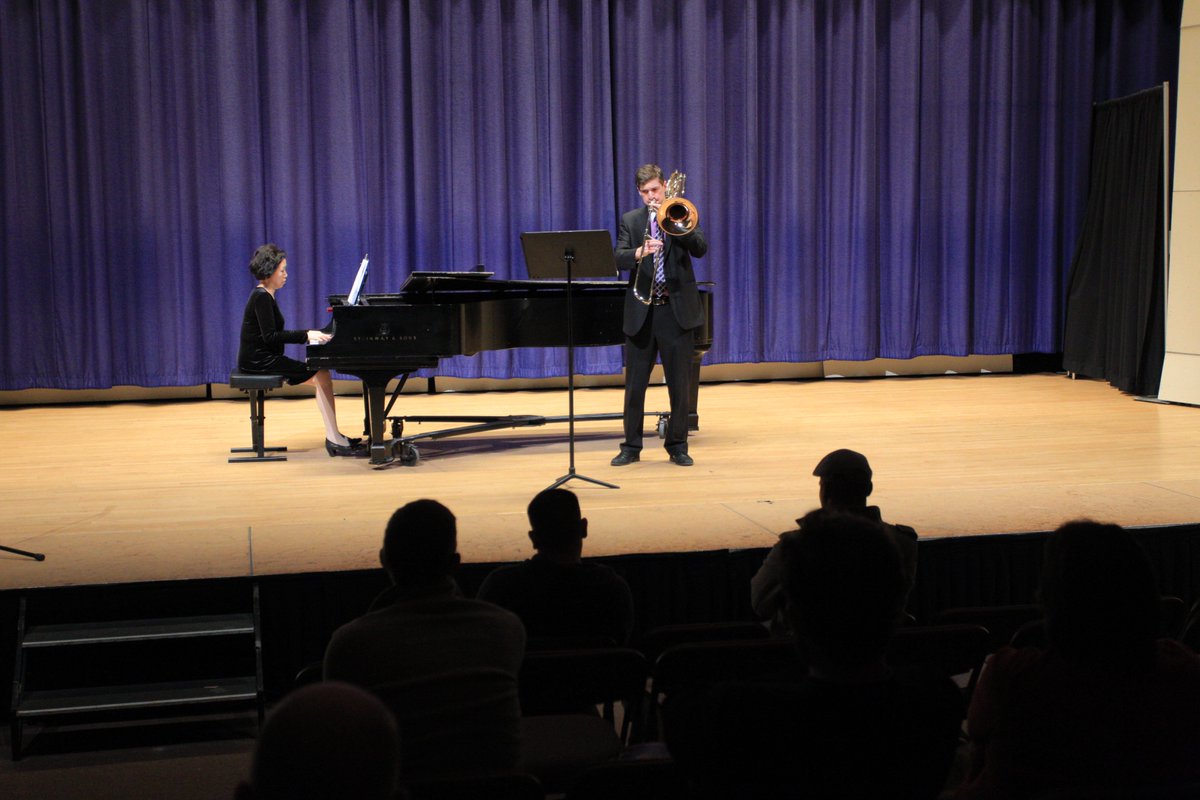 alexanderrogge's tweet photo. Christopher Jordan from @IndianaUniv plays Four Serious Songs by Johannes #Brahms at @theusarmyband American #Trombone Workshop. @IUJSoM #IUJSoM #ATW2018 https://t.co/Qy8zfzoVR3