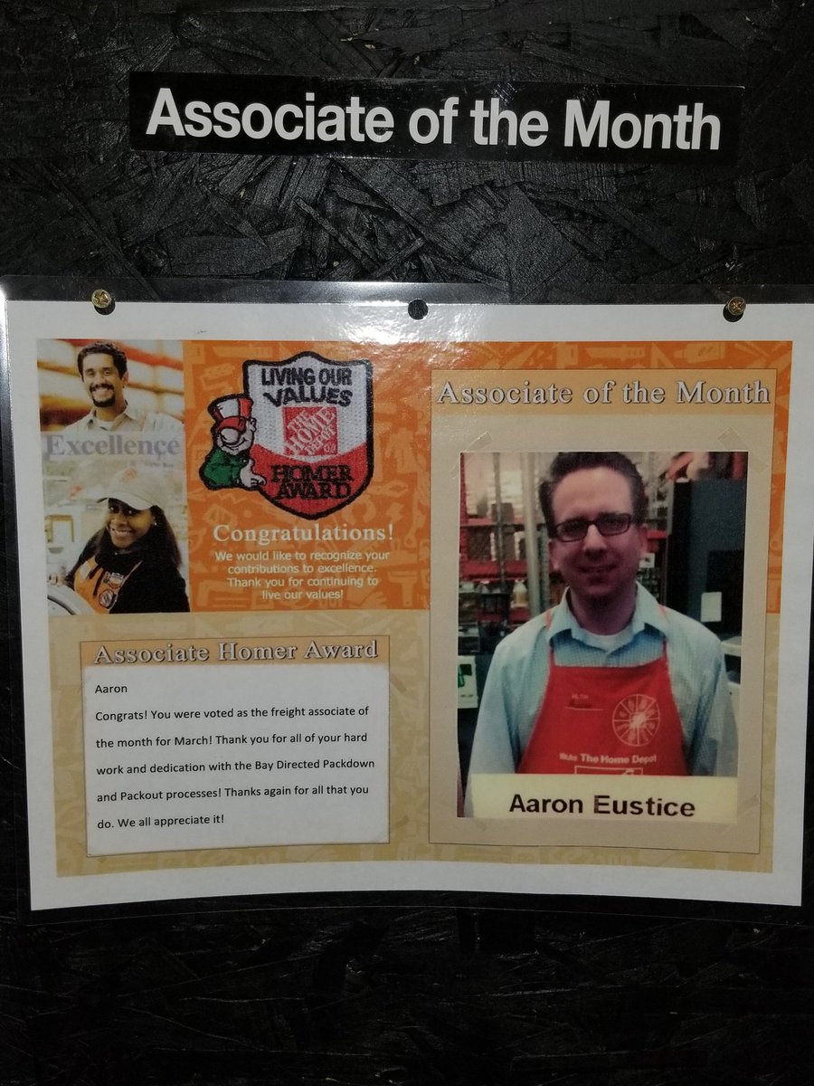 Ken_Winchell's tweet photo. Congrats to our D38 Associate of the Month for February, Aaron E, and our Safety Captain of the Month for March Dakota B! Huge thank you from all of us here at THE #Unstoppable4422 #PacNorthProud  #DrivingD53 https://t.co/4Hh9Zkq0L9