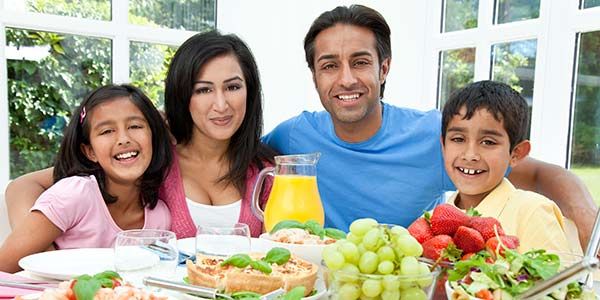 MuskHealthProj's tweet image. #ChildhoodObesity often leads to Type 2 diabetes, cardiovascular disease, and many other health concerns. Check out these tips to help your child maintain a healthy lifestyle! buff.ly/2tmYosc