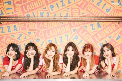 theseoulstory's tweet photo. Apink announces release of special single in April to commemorate their 7th year anniversary with fans https://t.co/zN72MoNWjl https://t.co/ghMBlkRtoR