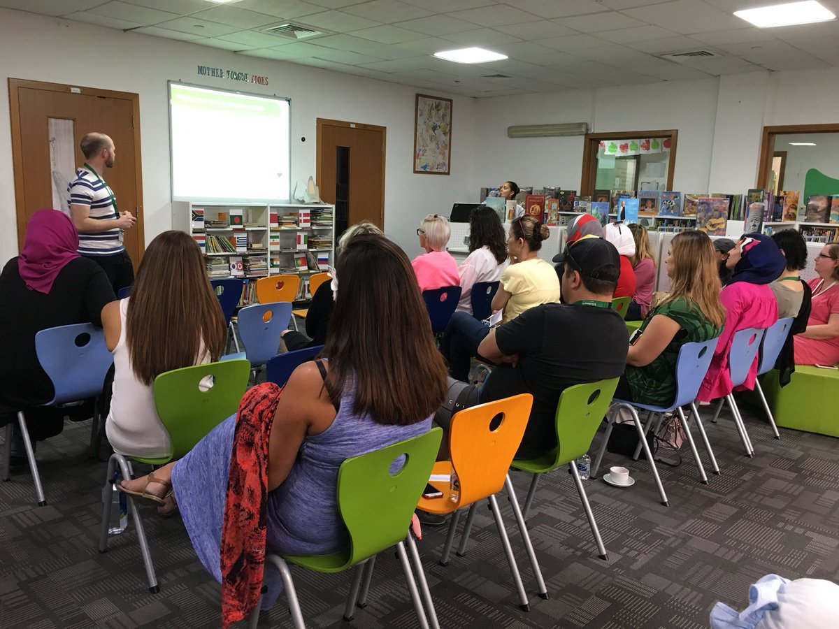 GISPYPC's tweet image. Developing a love of reading at home: parents join us for an informative workshop as part of #gcsbookweek #BehappyBegcs @GCSPYPCor @MrPlunkettGCS @GCSPRIMARYHOP @GCSPYPLANGUAGE @GCSchoolDubai