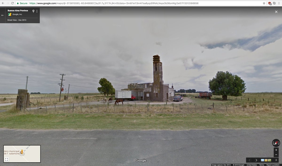 Argentina really has some consistently fantastic architecture. Even this meat processing plant at the edge of a small farming town gets the modernist touch.
