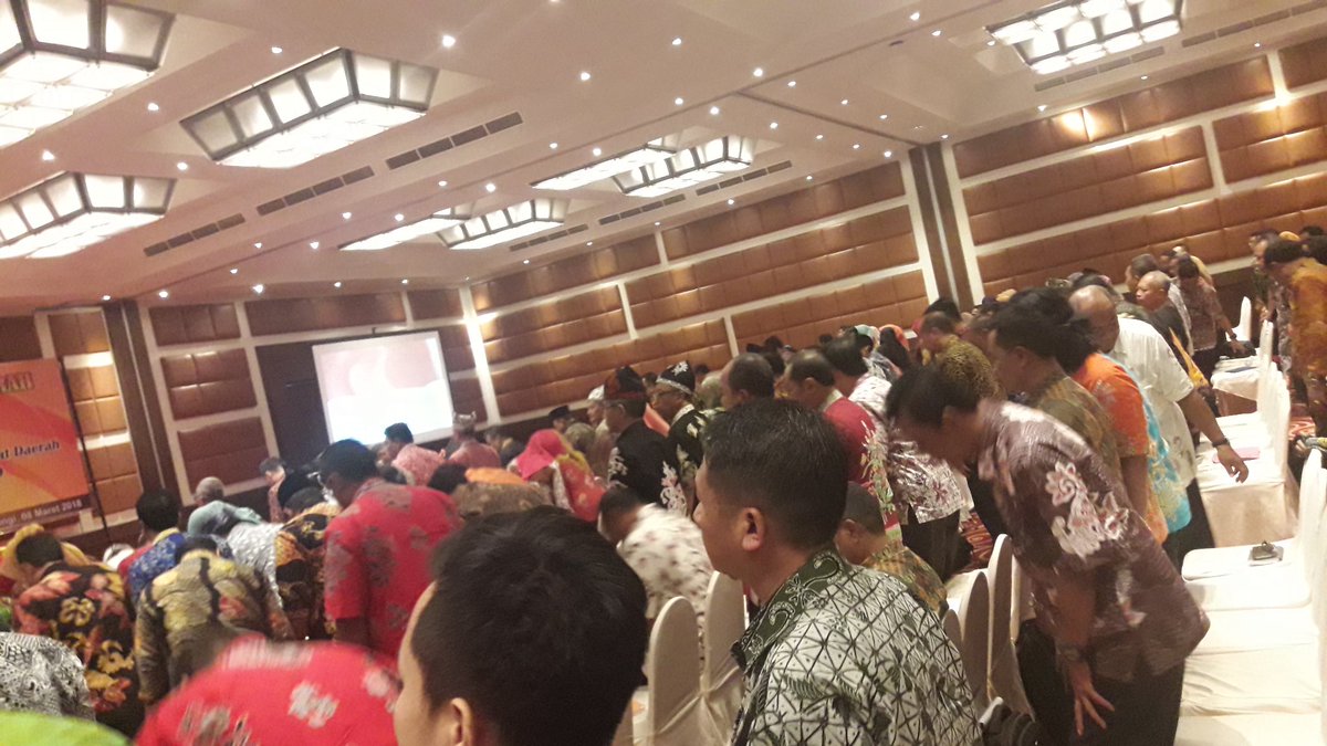 uptdblsari's tweet photo. Forum lintas perangkat daerah dalam rangka penyusunan rencana kerja (Renja) perangkat daerah kab Banyuwangi thn 2019 @AzwarAnas_A3  @sulihtiyono3 https://t.co/m4UHTldLlY