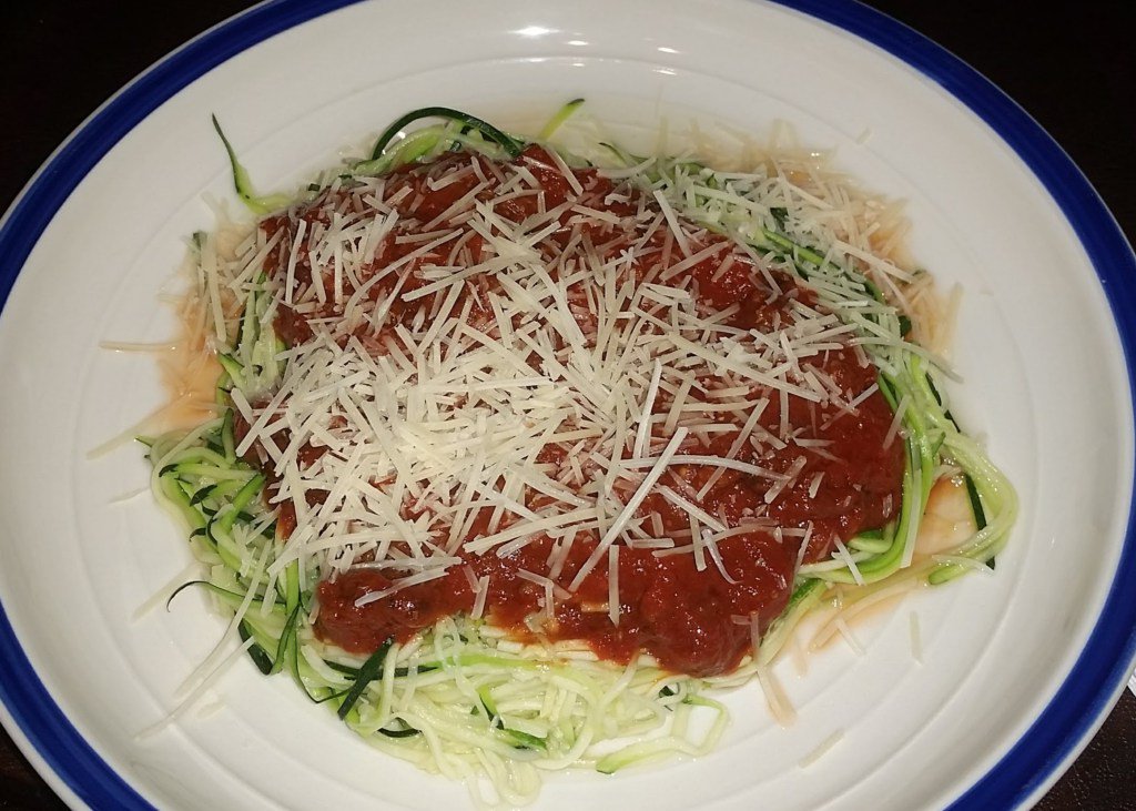LowCarbMasters's tweet photo. Zoodle (zucchini) Spaghetti https://t.co/wwAerCr98l https://t.co/hLcwRpO6GE