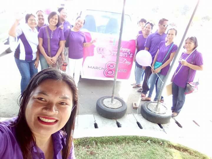 MpacioP's tweet photo. Katipunan Small Coconut Farmers Multi-Purpose Cooperative believe that women are competitive,productive,innovative,expressive,analytical,independent,confident,and strong leaders of the community.
#MinPACT Project
#IWD18 
#AV4Gender 
@acdivoca @gender_jenn @lmbevi https://t.co/9pr6t4219D