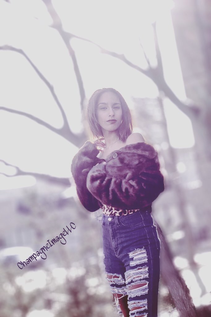 SWERVEyCHAMp's tweet photo. Ms @d.blessed21 The Bronx model queen #Rcpicsny #bronxmodel #Bronx #bronxphotographer #bronxmua #model #Nycmodels #nyc #newyorkcity #photooftheday #Bronx2018 #Champagneimagellc #modelblog #fur #livelife #photoshoot #photographer #photogenic #modeling #modelingagency #modelife https://t.co/Dm5yOdt4F5
