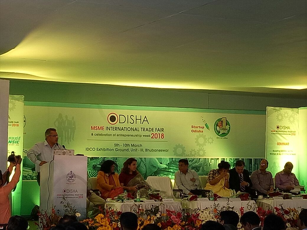 InvestInOdisha's tweet photo. Mr. Sanjeev Chopra speaks about #EaseOfDoingBusiness for MSME entrepreneurs at the @MsmeDepartment International Trade Fair. He apprised audience about #GOSWIFT, emphasising that it is as much for MSMEs as it is for corporates. #InvestOdisha #MSMEOITF2018 https://t.co/XIvqXOLgJH
