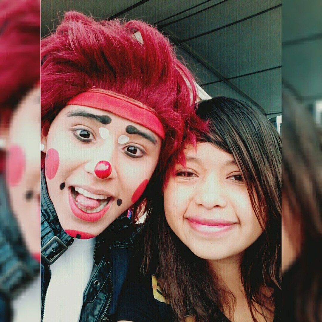 Nayely_Ordaz's tweet photo. Soy Lapilover❣ y no me avergüenzo  de serlo de decir que soy fan de un Payaso AMO SER LAPILOVER😍 Es lo mejor de el mundo💖
#TeamLapilovers ✨ #LapiloverForever 💕
 I LOVE YOU♥ @lapizito123 https://t.co/k3KmUmCyO3