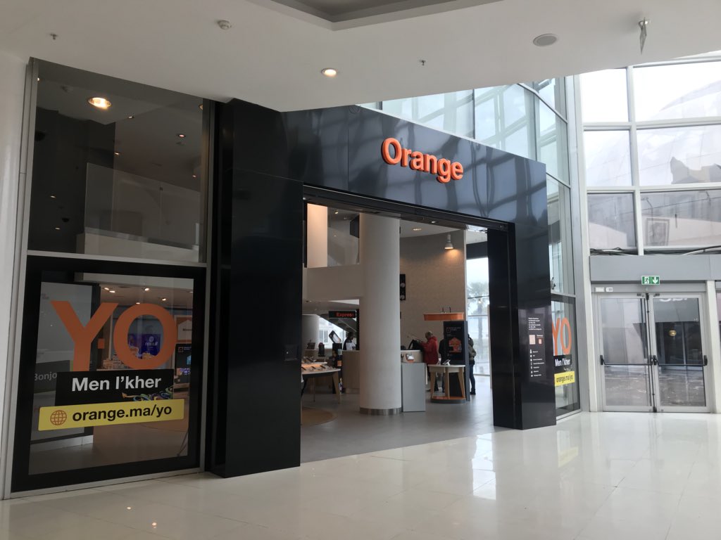 NubelSeverine's tweet photo. Quand Orange devient une grande marque marocaine, quand la puissance de sa notoriété internationale rencontre la chaleur de la culture marocaine . Bravo @elfaresSak @zhajjaji vous êtes des reines @orange #oneteamonebrand https://t.co/aeUpAjO8mH